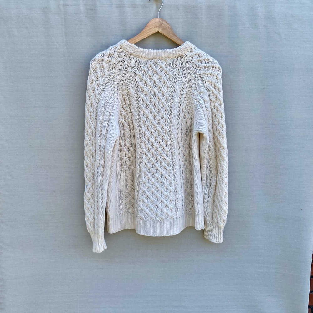 100% Virgin Wool Cable Knit Cream Sweater. - Picture 7 of 7